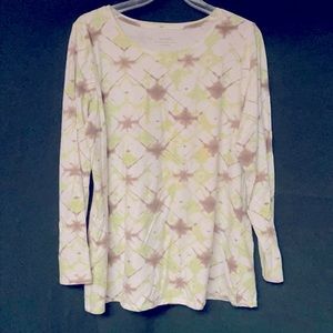 I’m selling a j Jill blouse.